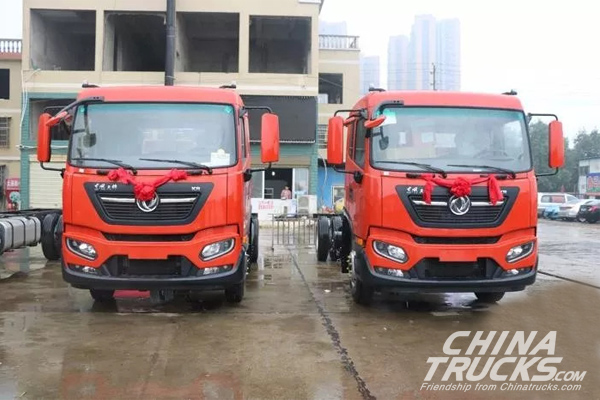 New Generation Do<em></em>ngfeng KR Medium Trucks Officially Delivered to Customers 