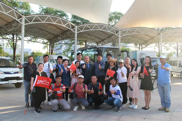 More Than 40 Foreign Journalists Visit Foton Motor in Beijing