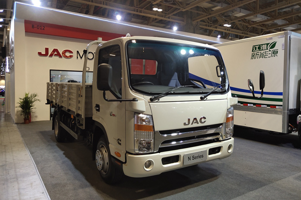 JAC Shines At the 2019 Macau Auto Show