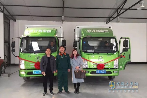 34 SHACMAN Xuande E9 Delivered to Logistics Companies