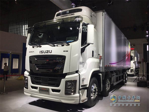 Auto Shanghai 2017: New Qingling&ISUZU GIGA Heavy Truck Released