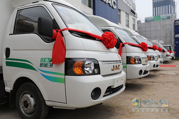JAC Wins an Order for 200 Electric Light Trucks