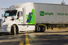 Autonomous Trucks to Haul Cargo in Arizona