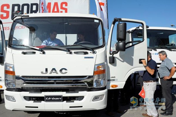 JAC Targets World-class Light-duty Truck
