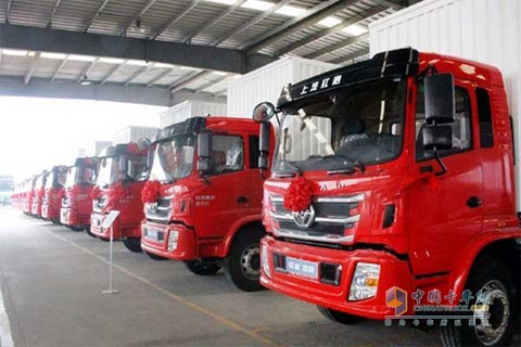 SAIC Hongyan GENPAW 4×2 Cargo Truck