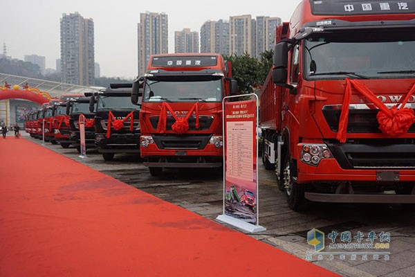 Sinotruk HOWO Delivered 10,000 Units Dumpers across China