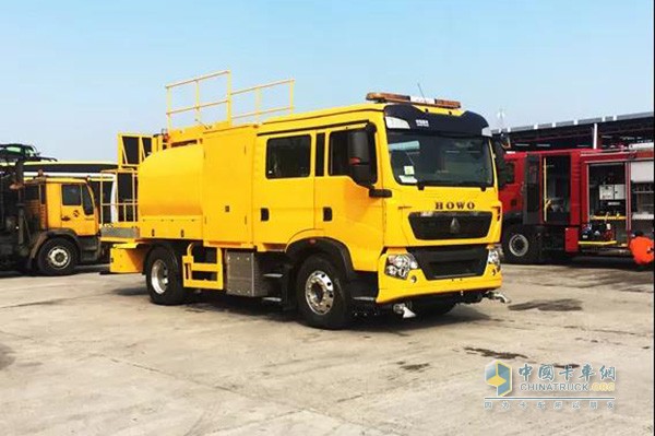 34 Units CNHTC Euro VI Heavy-duty Trucks to Enter Hong Kong