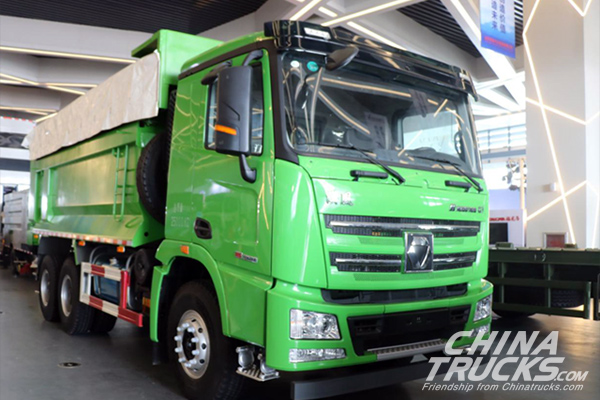 XCMG Brings Six Star Vehicles On Display at Liangshan Special Vehicle Expo