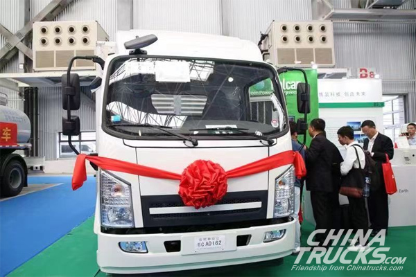 China’s First Methanol Reforming Hydrogen Fuel Cell Trucks Enters Operation