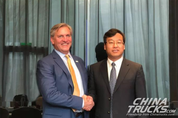 Linglong Held High-level Talks with SI Group