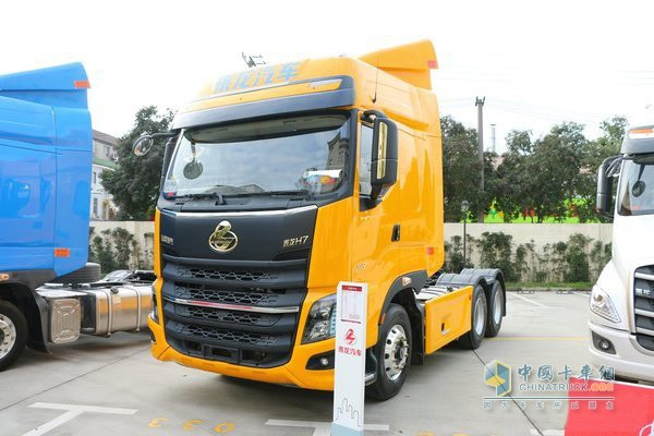 Chenglong H7 2019 Truck Makes its Debut in Shanghai