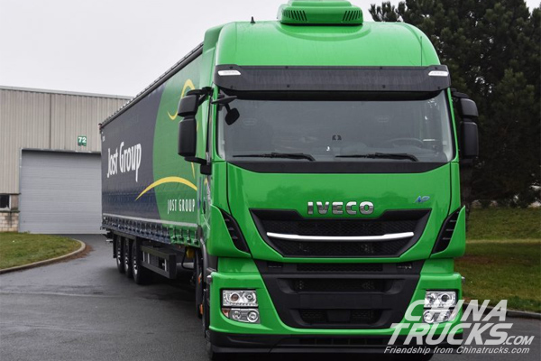 IVECO Delivers 30 LNG Trucks to Jost Group in Belgium