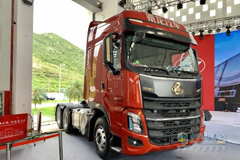 Chenglong H7 with 600 hp Yuchai Power Coming