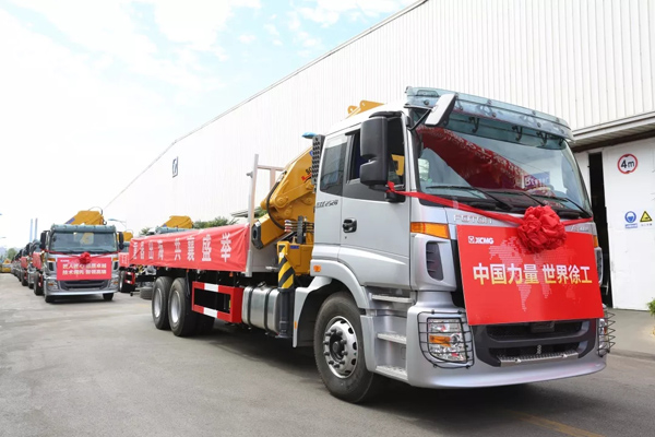 50 Trucks Jointly Developed by Foton and XCMG Shipped to Middle East 