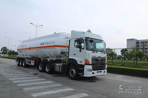 HINO 700 Zhenzhi 6×4 Dangerous Goods Transport Vehicle