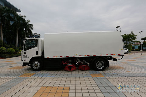 BYD T7A 4×2 Full Electric Road Sweeper