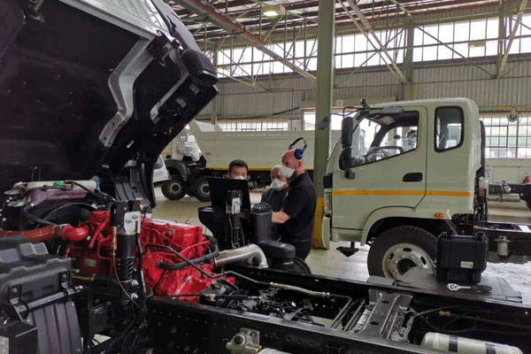 First Foton Auman EST-M Medium Truck Roll Off the Line in South Africa
