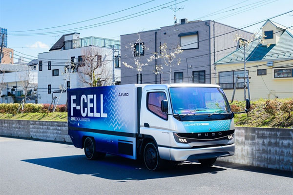 Mitsubishi Fuso to Begin Series Production of Fuel-cell Trucks by Late 2020s