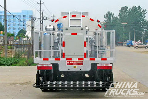 Dongfeng Small Asphaltum Spread Truck 6tons