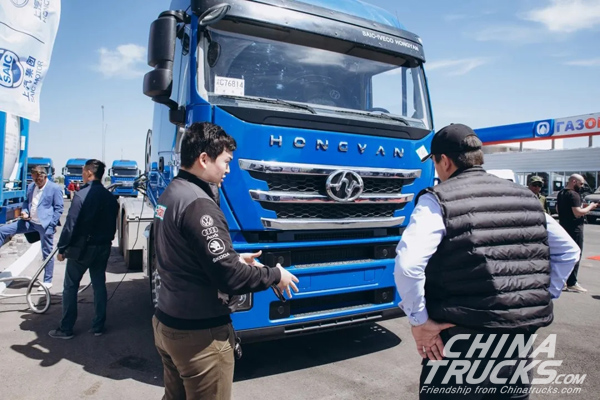 SAIC Hongyan Exports 500 LNG Heavy-duty Trucks to Russia
