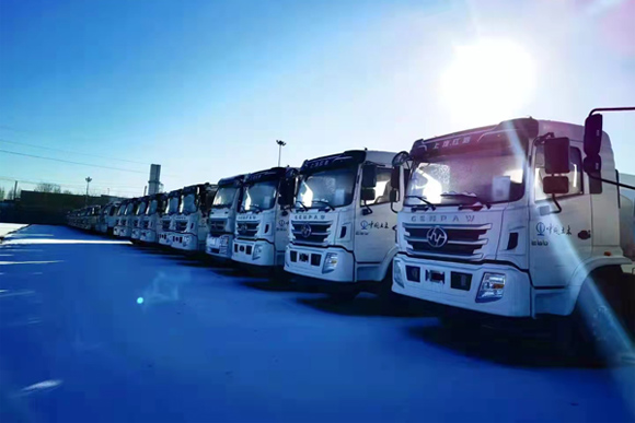 Batch of Hongyan Heavy Trucks Set Sail for Africa for Belt And Road Initiative