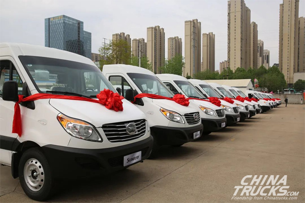 305 Units of JAC SUNRAY Vehicles Depart for Mexico