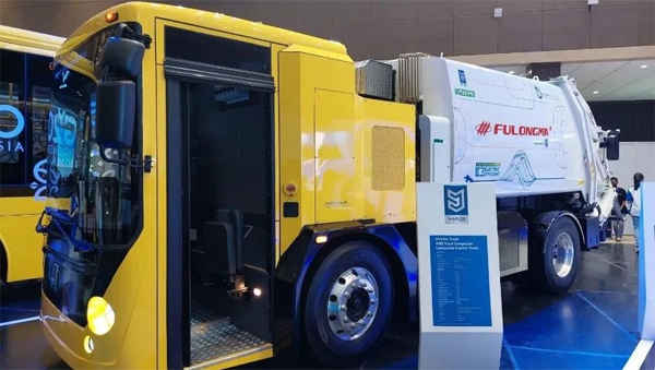 FULONGMA's Electric Garbage Truck Debuts at Indonesian PEVS