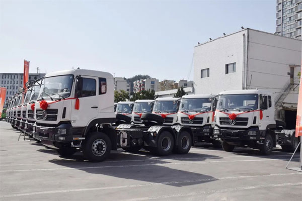Dongfeng Exports 200 Tractor Heads to Africa
