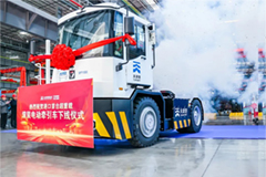 XCMG's 150T Overloading RO-RO Electric Tractor Rolled off the Line
