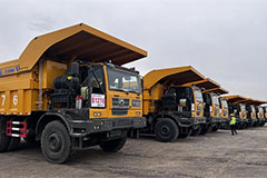 20 XCMG High-horsepower Mining Trucks Put into Service in Inner Mongolia