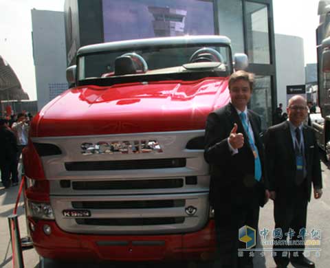 Spotlight Truck-Scania Red Pearl 