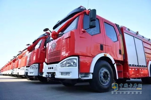 131 FAW Jiefang Fire Trucks to Support Fire Career Construction in Tibet and Xinjiang