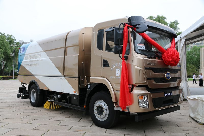 BYD T8 245HP 4x2 16T Full Electric Road Sweeper