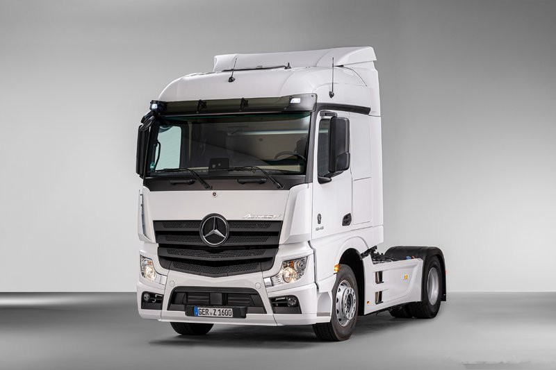 Mercedes Benz New Actros F Heavy Truck 450HP 4X2 Euro 6 Tractor(Model 1845)