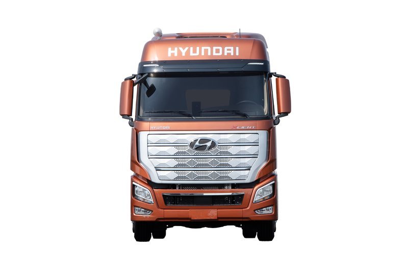 HYUNDAI New Generation XCIENT 460HP 6X4 Euro 6 Tractor