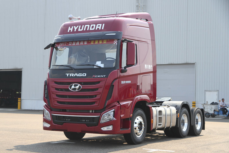 Hyundai XCIENT Heavy Truck 440HP 6X4 Euro 5 Tractor(CHM4250KPQ49V)
