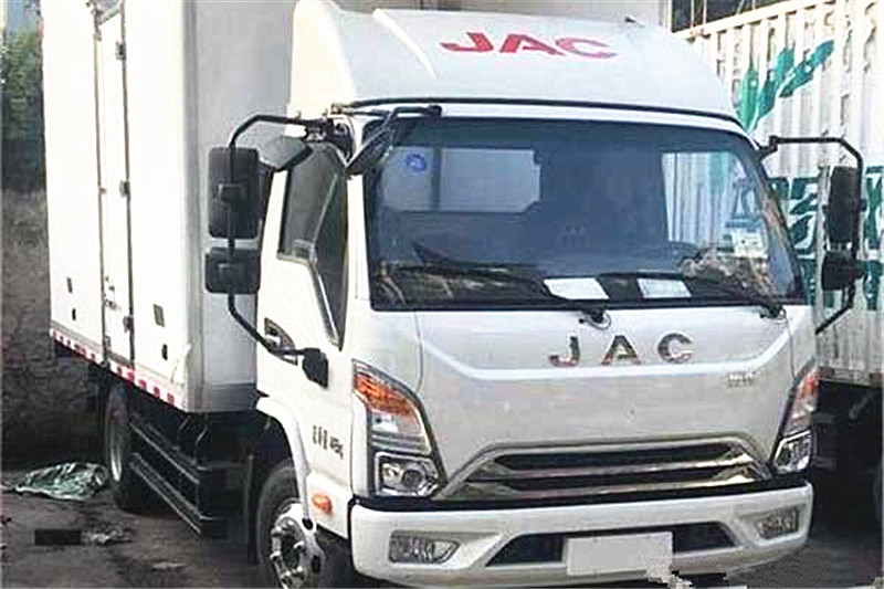 JAC Kangling J6 143HP 4X2 4.03M Euro 5 Refrigerated Trucks(HFC5043XLCP91K7C2V)