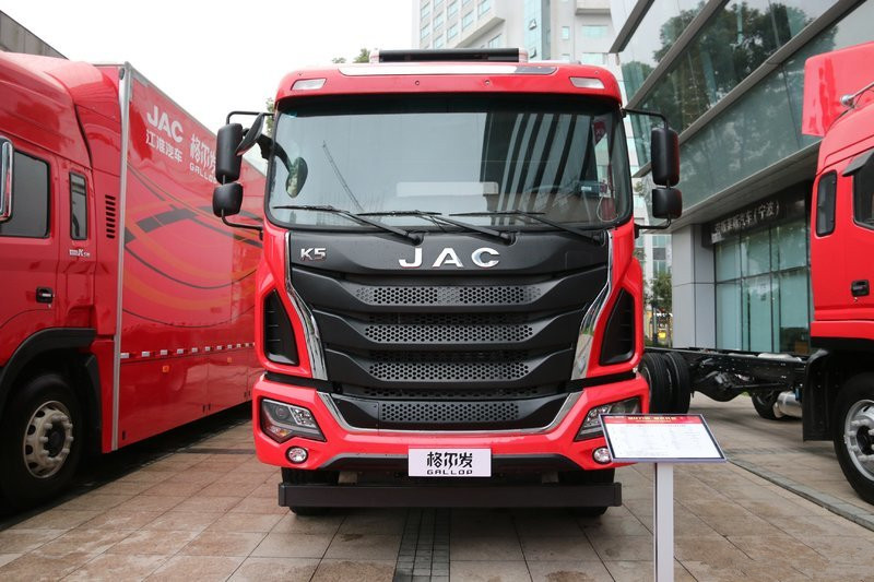 JAC GALLOP K5L 200HP 4X2 7.8m Euro 5 Refrigerated Truck(HFC5181XLCP3K1A50V)