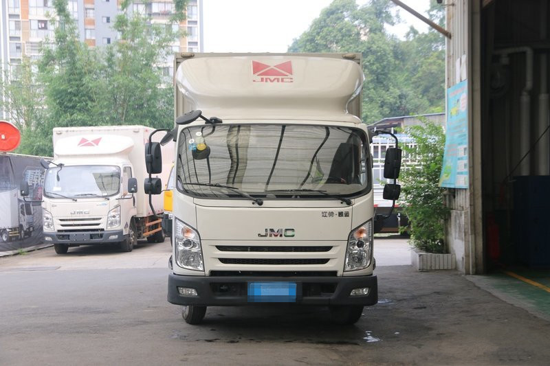 JMC Kaiyun Plus 129HP 4X2 4.06M Euro 5 Refrigerated Truck(JZQ5040XLC)