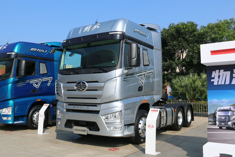 Jiefang J7 Heavy Truck 560HP 6X4 Euro 6 Tractor(CA4250P77K25T1E6)