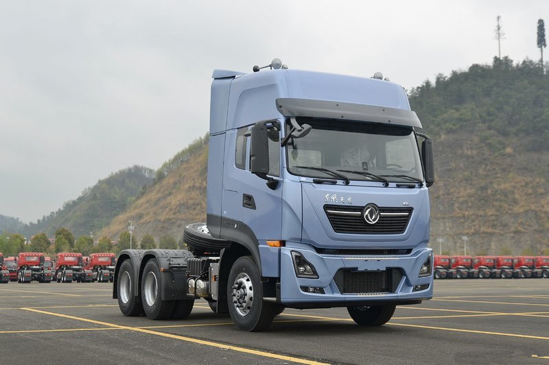 Dongfeng Tianlong KL Heavy Truck Sandstone Version 465HP 6X4 Euro 6 Tractor(DFH4250D3)