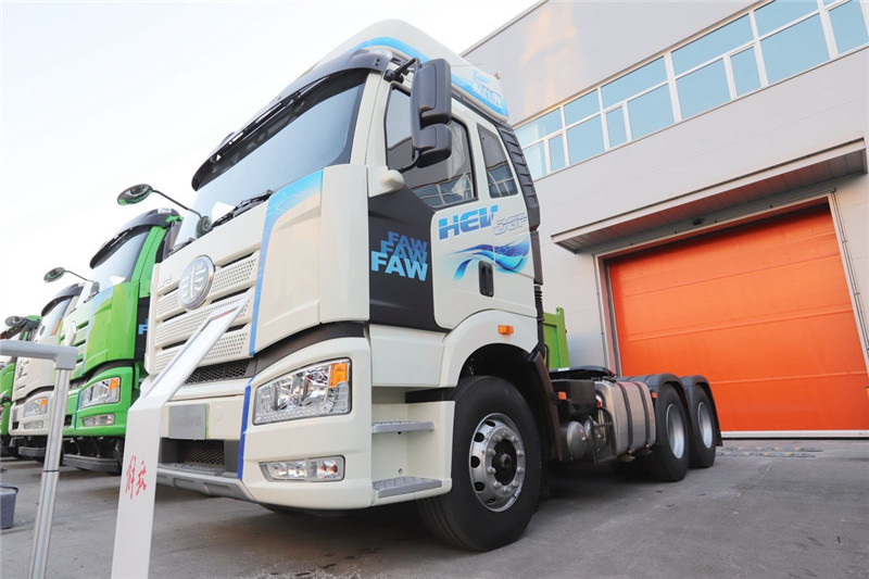 FAW Jiefang J6P 6X4 Fuel Cell Tractor(CA4250P66T1FCEVA2)105.28kWh